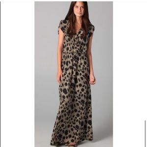 Parker 100% Silk Printed V Neck Maxi Dress in Tan Black Size XS